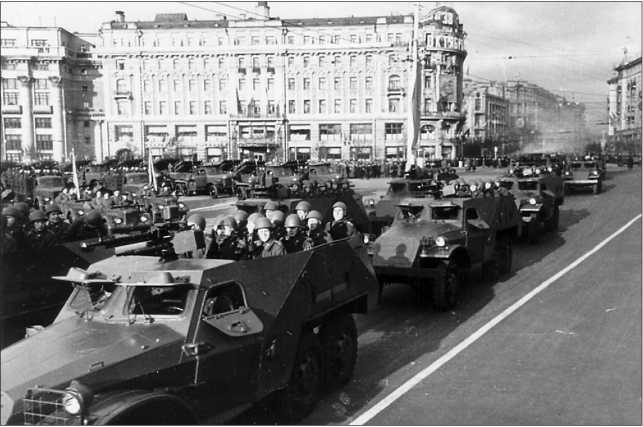 Русские бронетранспортеры Русские бронетранспортеры