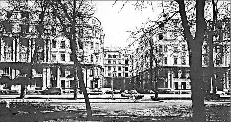 Петербургские доходные дома. Очерки из истории быта Петербургские доходные дома. Очерки из истории быта